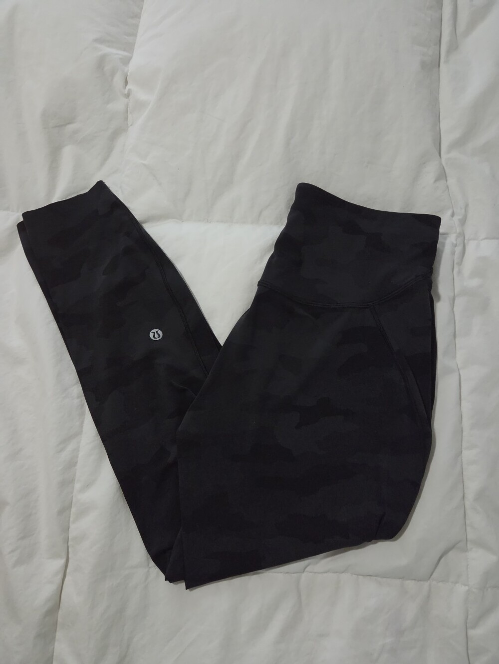 Lululemon Base Pace High-Rise Running Tight 25" Heritage 365 Camo size 8